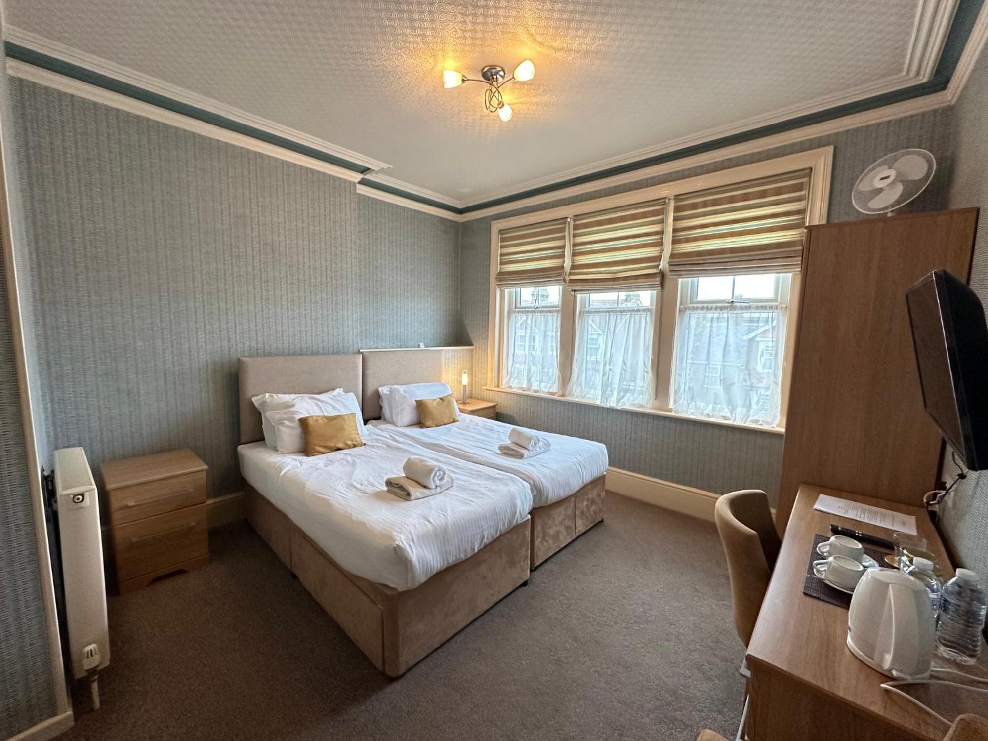 Devonia Hotel WTA-toernooi van WTA-toernooi van Eastbourne Buitenkant foto